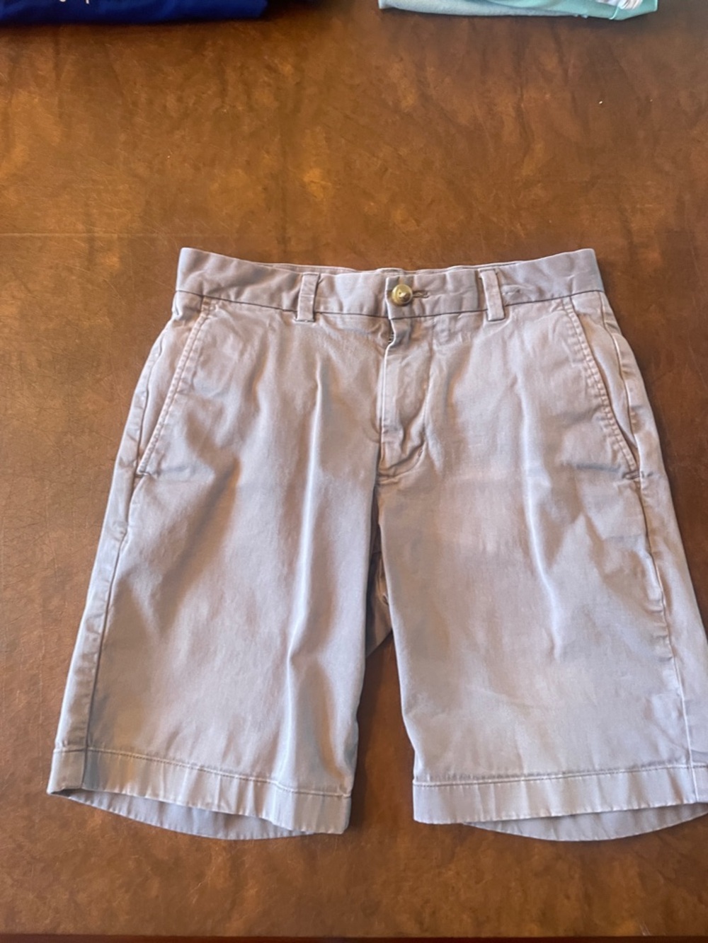 Vineyard Vines Men's Flat Front Chino Shorts - Light Gray